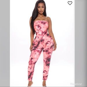 Fashion nova jumpsuit